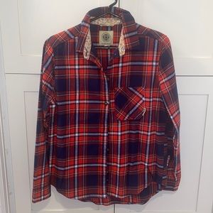 Levitate Brand Womens Flannel shirt